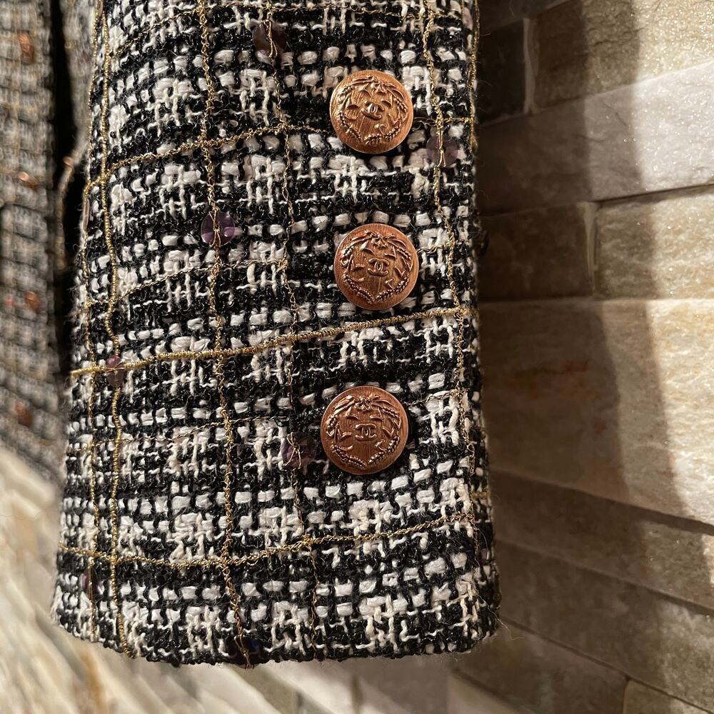 Chanel 05 Black White Plaid Tweed Sequin Jacket FR 40 | Gold Buttons Blazer Rare - Picture 9 of 16